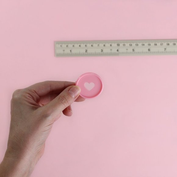 PINK Plastic Discs 1.25in. Happy Planner - Picture 2 of 3